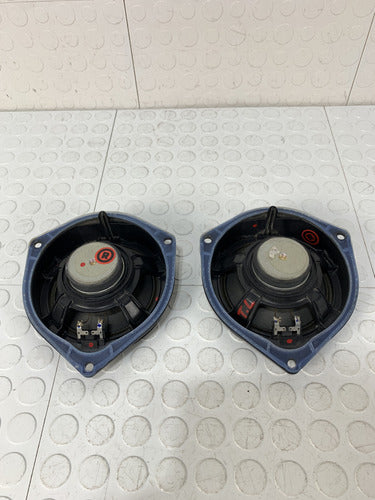 Bocinas Traseras Par Fiat Palio Sporting 2017 Negro