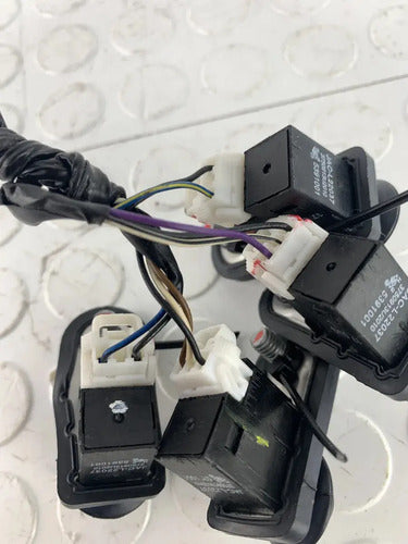Kit Sensores Luz Interior Puerta Jac Sei3 2018-2021