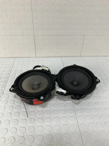 Bocinas Traseras Par Kia Sorento 2016-2020 Negro