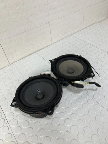 Bocinas Traseras Par Kia Sorento 2016-2020 Negro