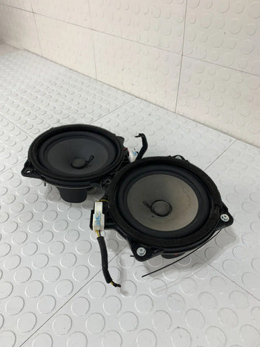 Bocinas Traseras Par Kia Sorento 2016-2020 Negro