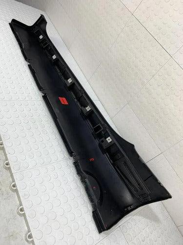 Estribo Derecho Para Smart Fortwo 2014 C451 1.0t Negro