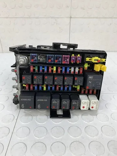 Caja Fusible Motor Para Chirey Tiggo 2 Pro 2023-2026