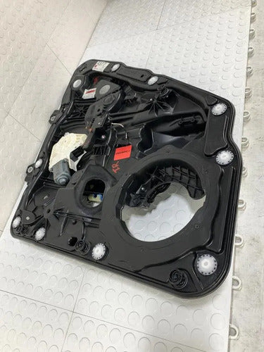 Elevador Motor Trasero Derecho Volkswagen Touareg 2018