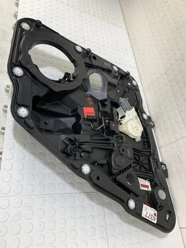 Elevador Motor Trasero Derecho Volkswagen Touareg 2018