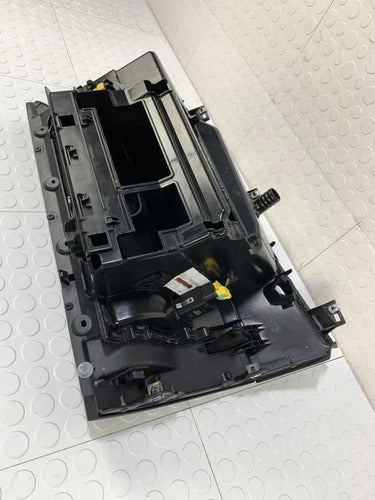 Guantera Para Volkswagen Touareg 2015-2018 Tdi