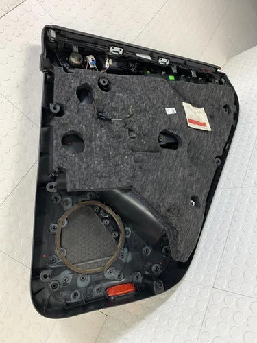 Panel Puerta Trasera Izquierda Volkswagen Touareg 2018 Tdi Negro