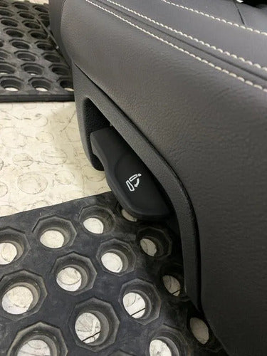 Asiento Trasero Derecho Volkswagen Touareg 2015-2018 Tdi Negro