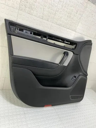 Panel Puerta Delantera Izquierda Volkswagen Touareg 2018 Tdi Negro