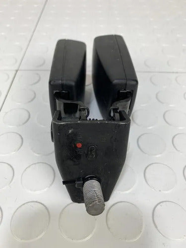Broche Cinturon Seguridad Para Volkswagen Passat 2012-2015