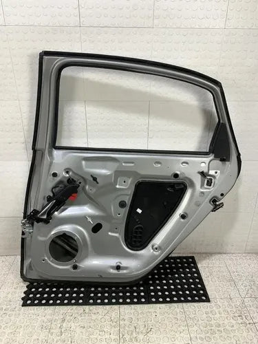 Puerta Trasera Derecha Para Volkswagen Passat 2012-2015 Negro