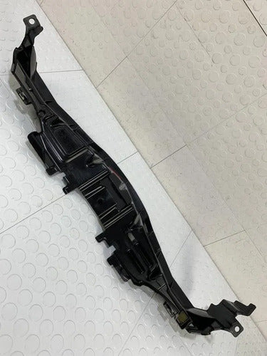 Tolva Radiador Para Mazda 2 2012-2014