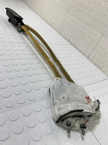 Chapa Manija Trasera Derecha Para Mazda 2 2012-2014
