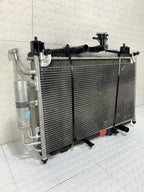 Radiador Y Condensador Para Mazda 2 2012-2014