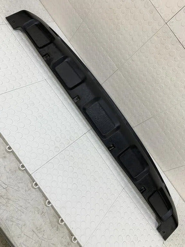 Moldura Facia Trasera Fiat Mobi 2017-2024 Negro