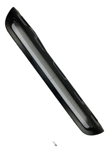 Moldura Facia Trasera Fiat Mobi 2017-2024 Negro