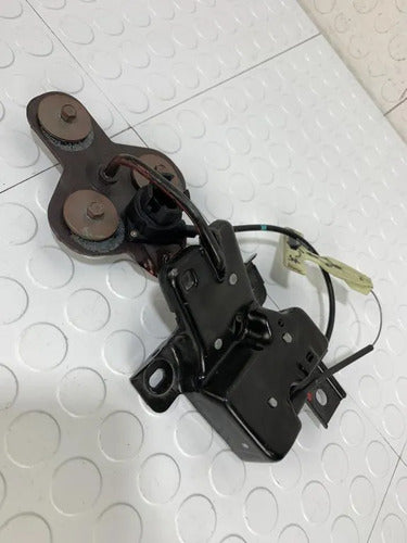 Chapa Cerradura Cajuela Ford Mustang Gt 1999-2004