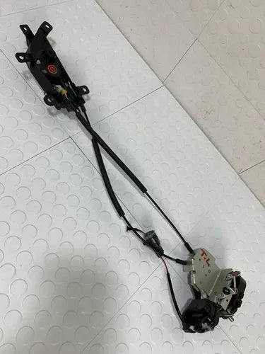 Chapa Cerradura Trasera Izquierda Jmc Vigus 2020-2024 1.8