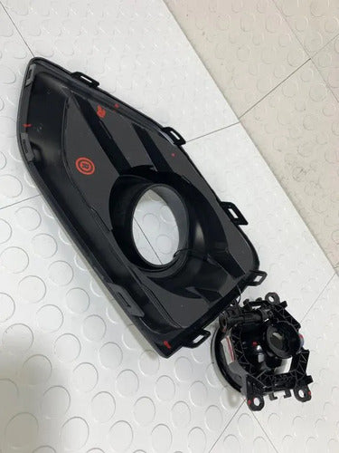 Moldura Faro De Niebla Derecho Jmc Vigus 2020-2024 1.8 Negro