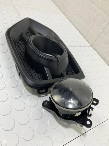 Moldura Faro De Niebla Derecho Jmc Vigus 2020-2024 1.8 Negro