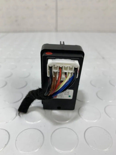 Boton Elevador Delantero Derecho Jmc Vigus 2020-2024 1.8
