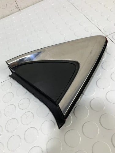 Moldura Esquinera Trasera Derecha Mazda 6 2014-2017 2.5 Gj Negro