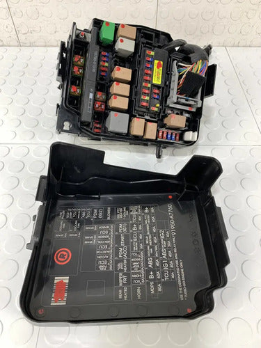 Caja Fusible Motor Kia Forte 2017-2018 2.0