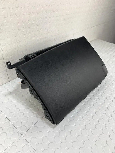 Guantera Kia Forte 2017-2018 2.0