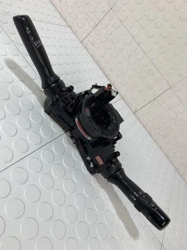 Palanca Luces Y Limpiabrisas Toyota Yaris Sedan 2007-2016