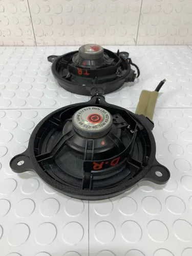 Bocinas Puertas Par Toyota Yaris-r 2016-2020 Negro