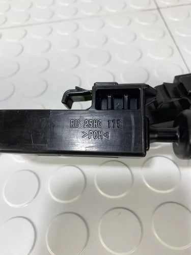 Chapa Respaldo Asiento Trasero Toyota Yaris-r 2016-2020