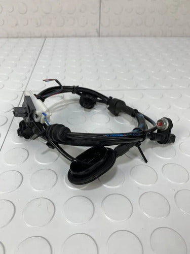 Sensor Abs Trasero Derecho Toyota Yaris-r 2016-2020