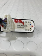 Boton Elevador Delantero Derecho Toyota Yaris-r 2016-2020