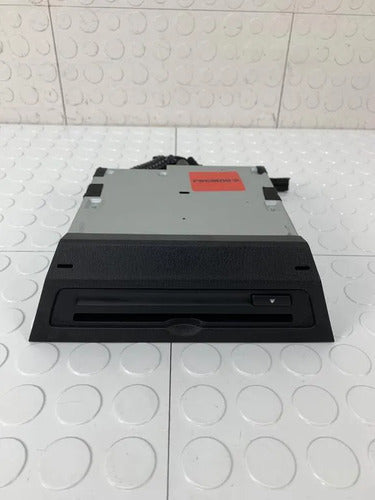 Modulo Reproductor Discos Toyota Yaris-r 2016-2020 Negro