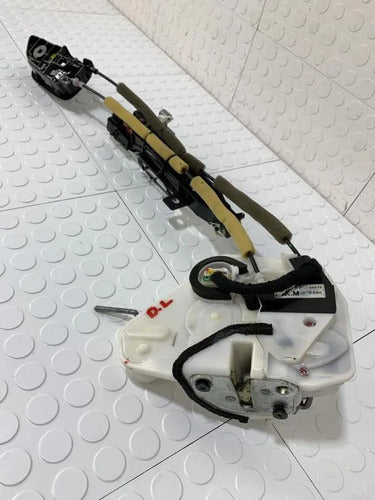 Chapa Delantera Izquierda Manijas Toyota Yaris-r 2016-2020