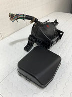 Caja De Fusibles Motor Toyota Yaris-r 2016-2020