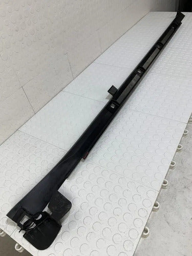 Moldura Estribo Derecha Subaru Forester 2014-2018 2.5 Negro