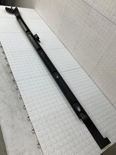 Moldura Estribo Derecha Subaru Forester 2014-2018 2.5 Negro