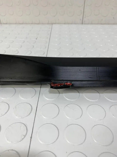 Moldura Estribo Derecha Subaru Forester 2014-2018 2.5 Negro