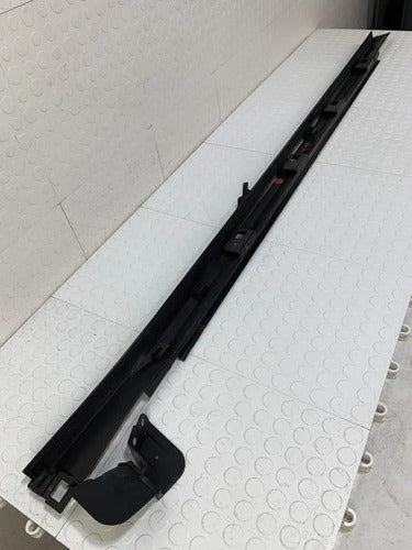 Moldura Estribo Izquierda Subaru Forester 2014-2018 2.5 Negro