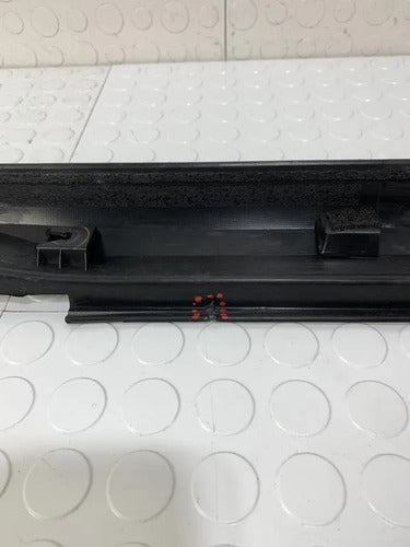 Moldura Estribo Izquierda Subaru Forester 2014-2018 2.5 Negro