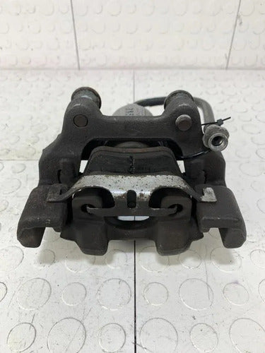 Caliper Trasero Derecho Bmw F30 2013 328ia