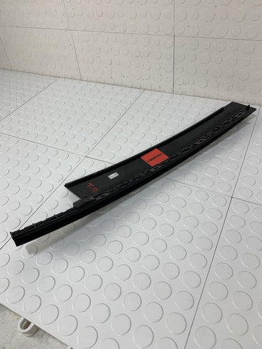 Moldura Poste Exterior Trasera Derecha Bmw F30 2013 328ia Negro