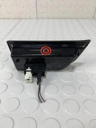 Entrada Usb Y Auxiliar Bmw F30 2013 328ia