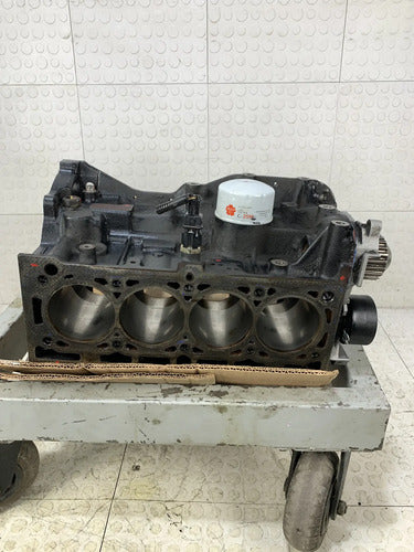 Monoblock Renault Logan 2015-2024