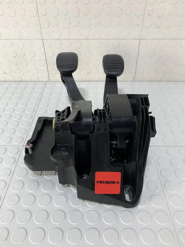 Pedales Clutch Freno Ram 700 2021-2025 2p