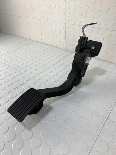Pedal Acelerador Dodge Attitude 2015-2024