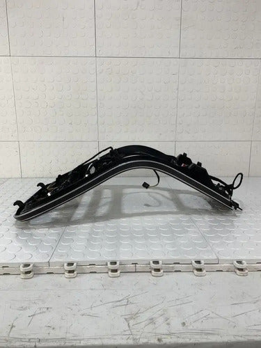 Moldura Central Frente Estéreo Mercedes Benz Glc 2021 X253 Negro