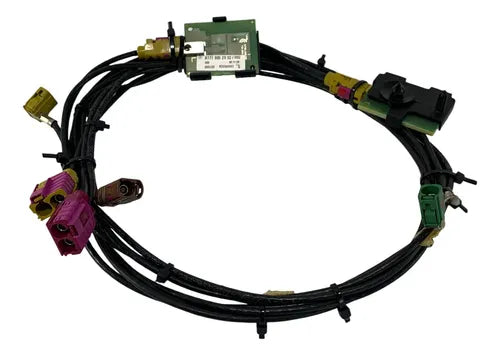 Antena Amplificador Señal Mercedes Benz Glc 2021 X253 Negro