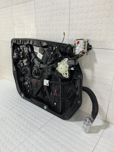 Elevador Motor Delantero Izquierdo Mercedes Benz Glc 2021